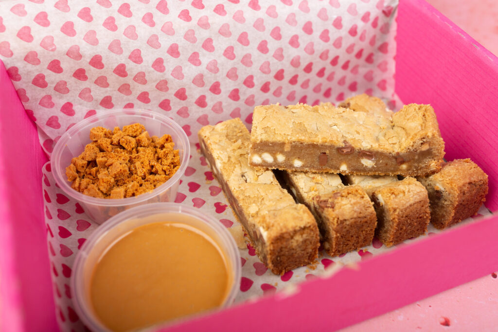 Lotus Biscoff Cookie Bar Dipping box