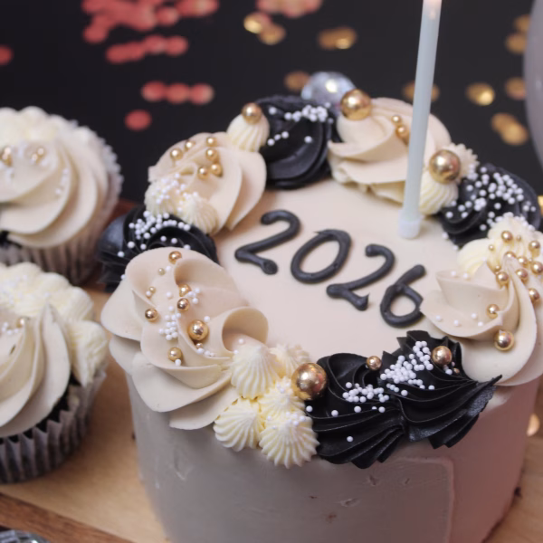 New Years Eve Bento Cake with Two Cupcakes - COLLECTION ONLY 30th December